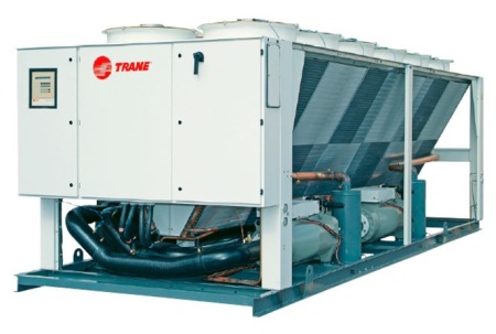 Чиллер большой производительности воздушного охлаждения Trane RTAD115 с винтовым компрессором