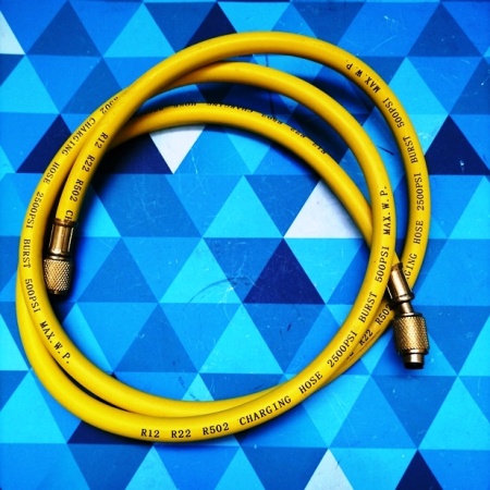 Шланг заправочный 60" (L-150см.) (R12, R22, R502, 500-2500 PSI, SAE) 1шт.